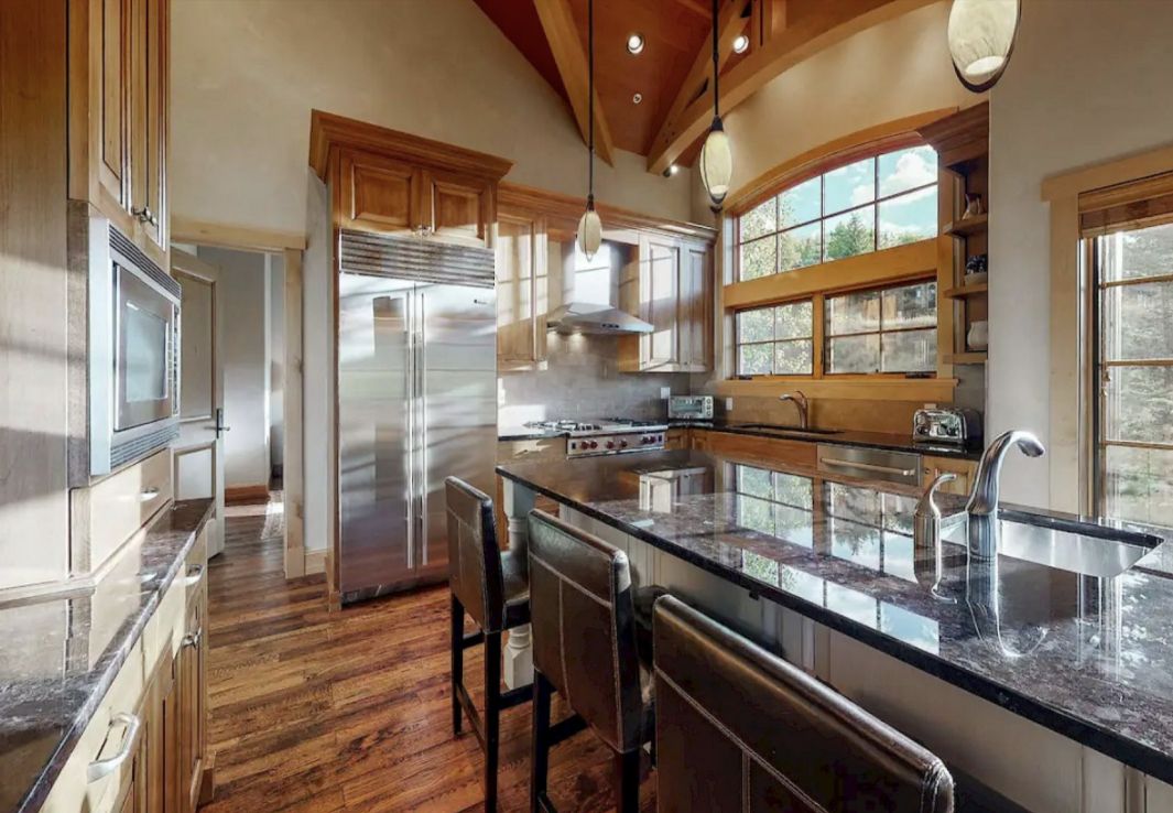 How do ski-in ski-out resorts work? Woodrun Place Snowmass